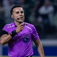 Conmebol divulga áudio do VAR em pênalti do Palmeiras