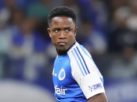 Sinisterra pode voltar em Cruzeiro x Grêmio pelo Brasileirão