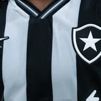 Botafogo fecha com Mizuno até 2029 após saída da Reebok