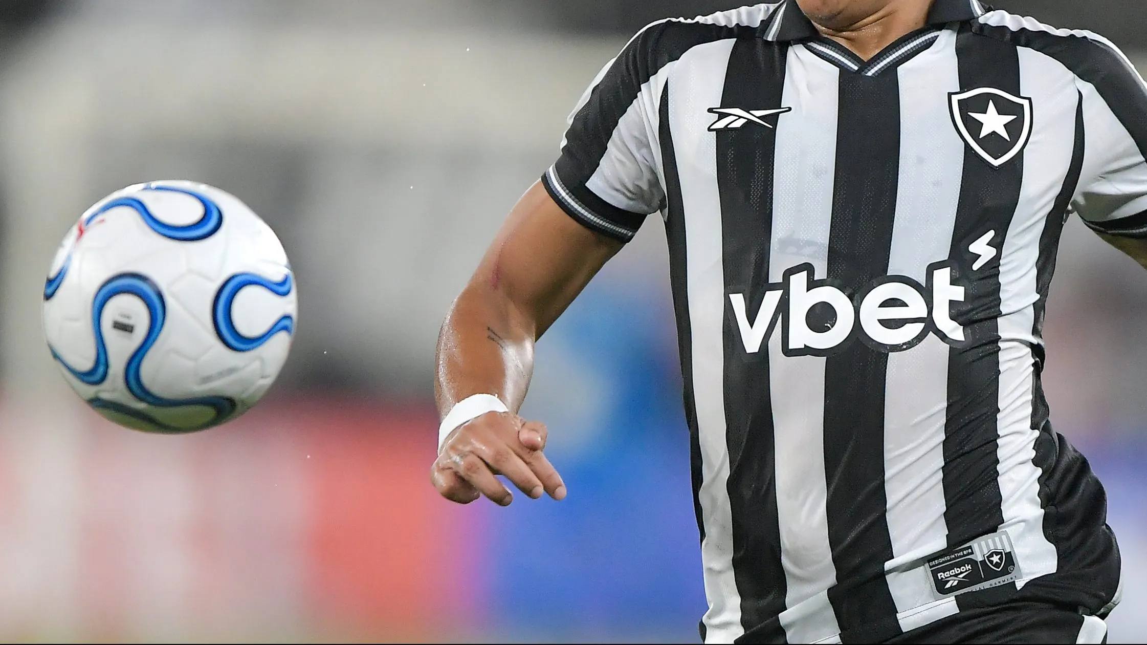 Camisa do Botafogo. Foto: Thiago Ribeiro/AGIF