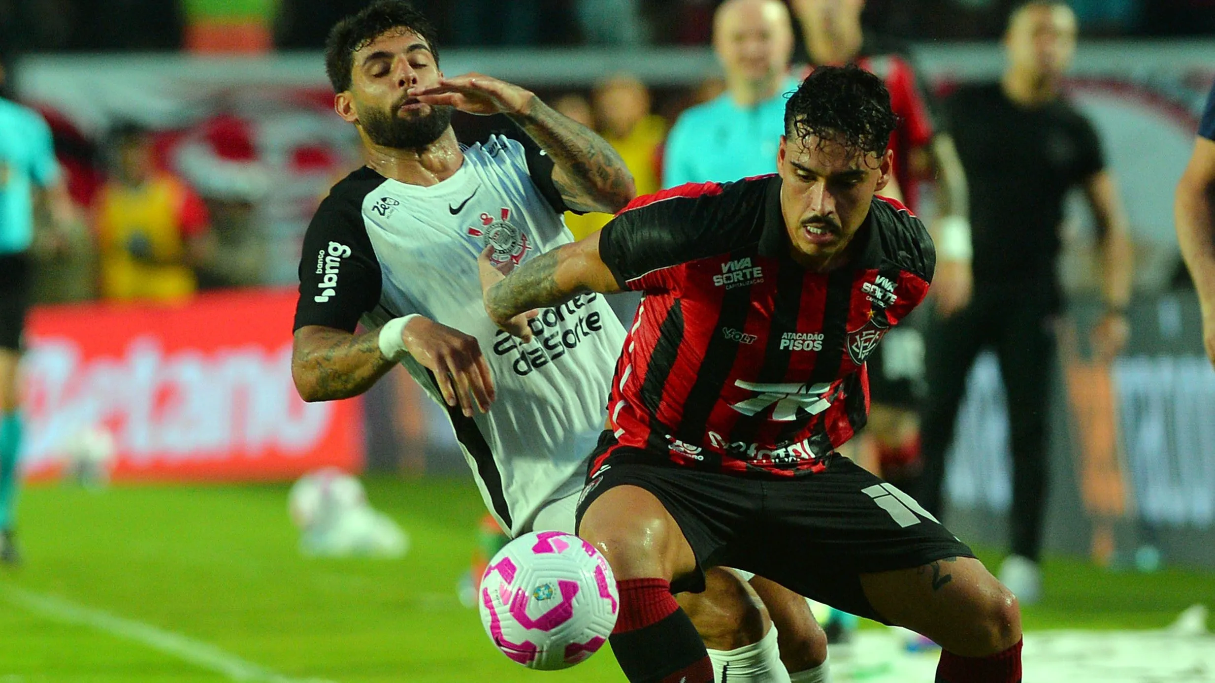 Vitória x Corinthians. Foto: Walmir Cirne/AGIF