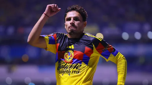 Palmeiras cobra o América-MEX sobre Raphael Veiga.