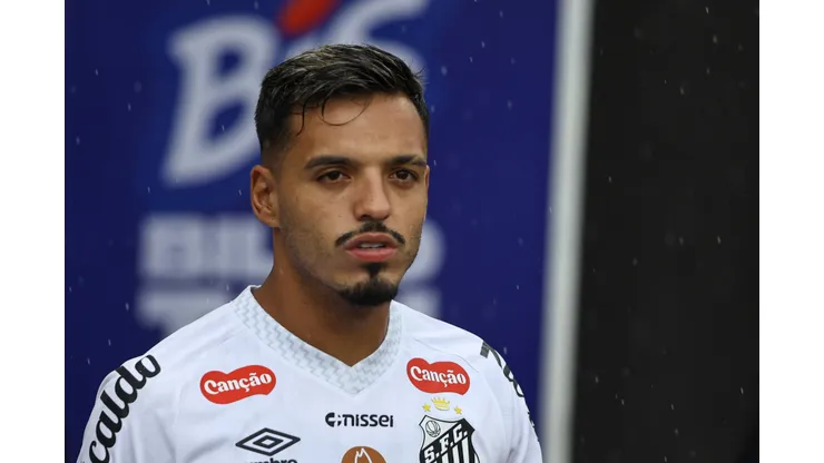 Gabriel Menino, jogador do Santos