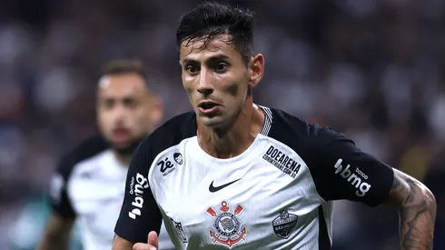 Angileri durante confronto contra o Palmeiras no Brasileirão de 2025.