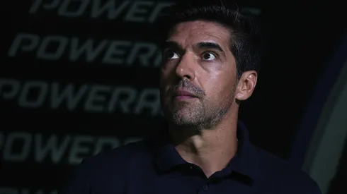 Abel Ferreira recebeu orientações internas no Palmeiras