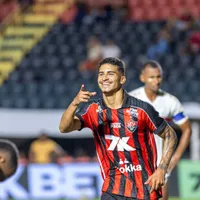 Corinthians desistiu de Renê e atacante brilha no Vitória