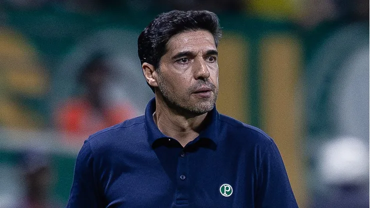 Abel Ferreira durante confronto contra o Sporting Cristal na Libertadores de 2026.