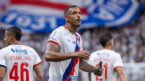 David Duarte jogador do Palmeiras comemora seu gol durante partida contra o Bahia no estadio Arena Fonte Nova pelo campeonato Brasileiro A 2026. Foto: Marcio Jose/AGIF
