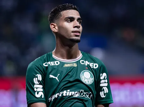 Arthur disputa vaga e pode ser titular no Palmeiras