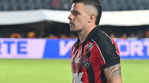 – Renato Kayzer, jogador do Vitoria durante partida contra o Mirassol no estadio Barradao pelo campeonato Brasileiro A 2026. Foto: Walmir Cirne/AGIF