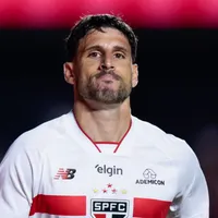 Calleri pede desculpas em desabafo após derrota do São Paulo