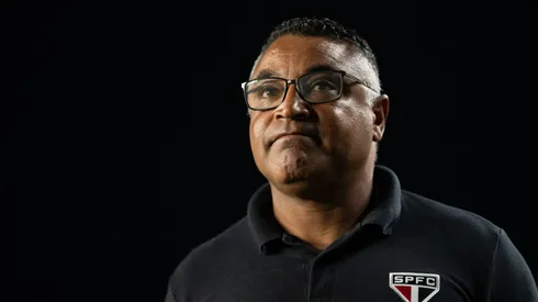 Roger Machado técnico do Vasco durante partida contra o São Paulo no estádio São Januário pelo campeonato Brasileiro A 2026. Foto: Jorge Rodrigues/AGIF