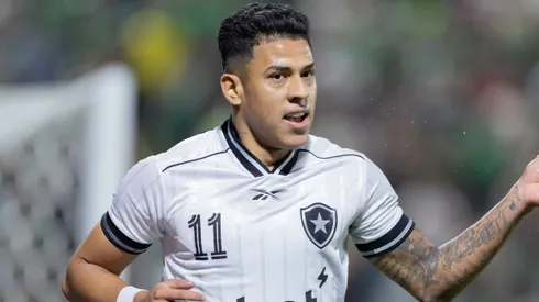 Matheus Martins durante partida contra a Chapecoense no Brasileirão de 2026.