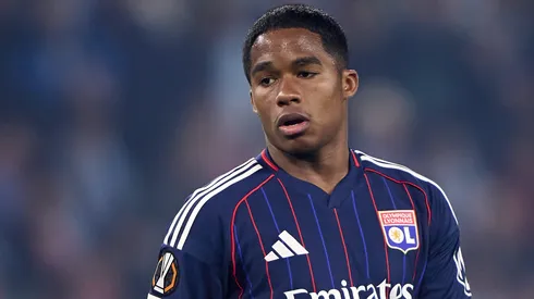 Endrick em campo pelo Lyon. (Photo by Jose Manuel Alvarez Rey/Getty Images)
