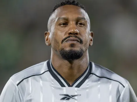 Edenílson agradece apoio da torcida do Botafogo contra a Chapecoense