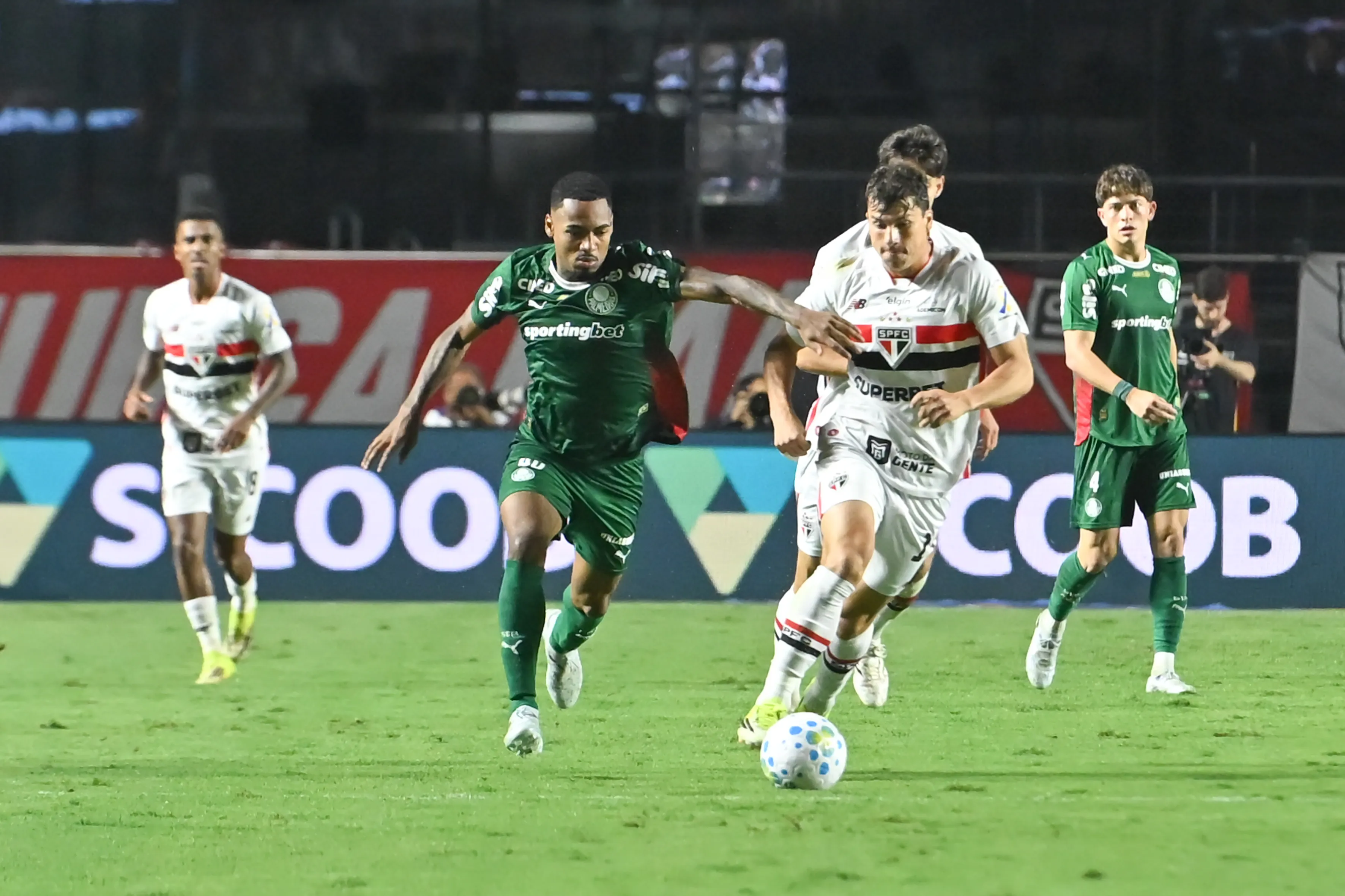 SP – SAO PAULO – 21/03/2026 – BRASILEIRO A 2026, SAO PAULO X PALMEIRAS – Bobadilla jogador do Sao Paulo durante partida contra o Palmeiras no estadio Morumbi pelo campeonato Brasileiro A 2026. Foto: Jota Erre/AGIF