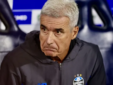 Jornalista crava fim de Luís Castro no Grêmio