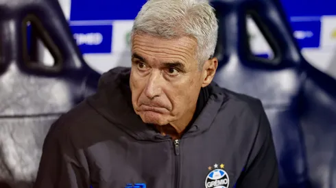 Luís Castro, treinador do Grêmio. Foto: Marcello Zambrana/AGIF