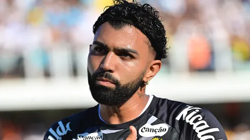 Gabigol em campo pelo Santos. Foto: Jota Erre/AGIF