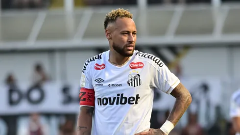 Neymar jogador do Santos durante partida contra o Fluminense no estadio Vila Belmiro pelo campeonato Brasileiro A 2026. Foto: Jota Erre/AGIF