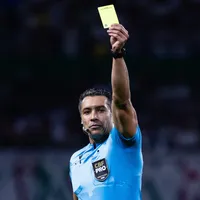 Calçade questiona VAR em vitória do Palmeiras