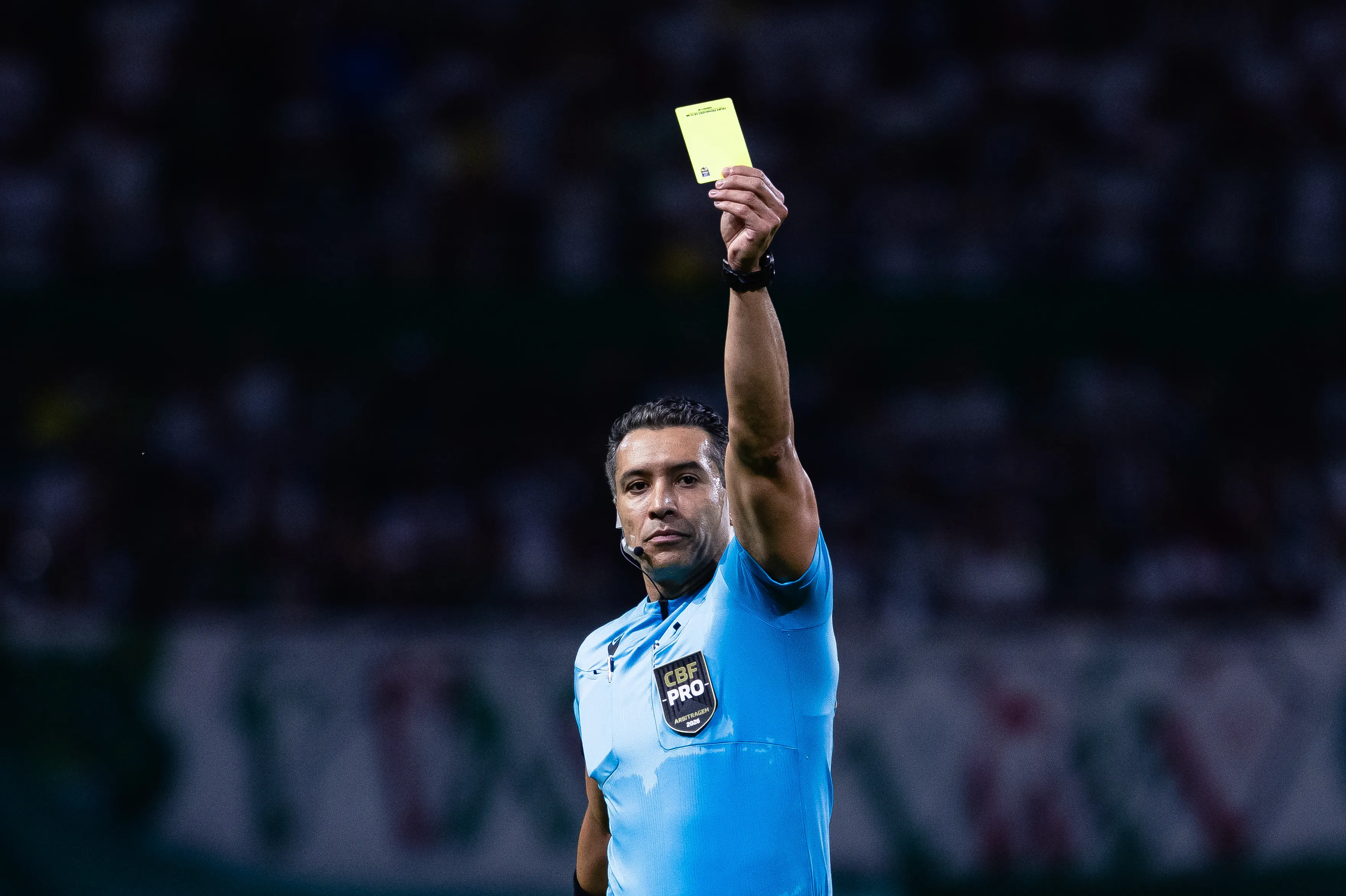 SP – SAO PAULO – 19/04/2026 – BRASILEIRO A 2026, PALMEIRAS X ATHLETICO-PR – O arbitro Felipe Fernandes de Lima durante partida entre Palmeiras e Athletico-PR no estadio Arena Allianz Parque pelo campeonato Brasileiro A 2026. Foto: Ettore Chiereguini/AGIF