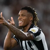 Botafogo pretende receber R$177 milhões para negociar Danilo