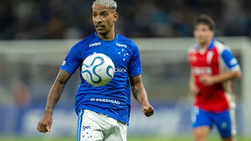Matheus Pereira, meia do Cruzeiro. Foto: Fernando Moreno/AGIF