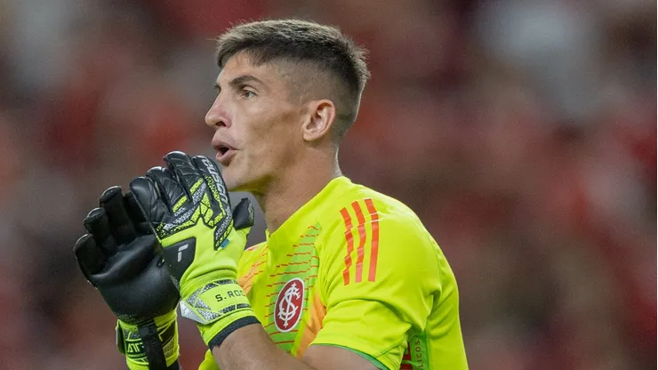 Rochet deve retornar no Internacional em maio. Foto: Liamara Polli/AGIF.