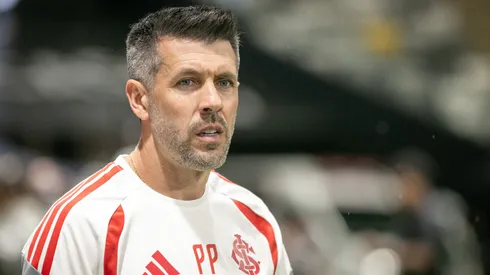 Pezzolano, técnico do Internacional. Foto: Fernando Moreno/AGIF