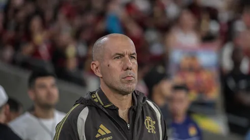 RJ – RIO DE JANEIRO – 19/04/2026 – BRASILEIRO A 2026, FLAMENGO X BAHIA – Leonardo Jardim tecnico do Flamengo durante partida contra o Bahia no estadio Maracana pelo campeonato Brasileiro A 2026. Foto: Thiago Ribeiro/AGIF