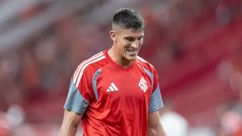 Rochet jogador do Internacional durante partida contra o Gremio no estadio Beira-Rio pelo campeonato Brasileiro A 2026. Foto: Liamara Polli/AGIF