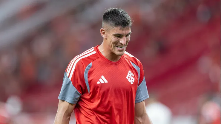 Rochet jogador do Internacional durante partida contra o Gremio no estadio Beira-Rio pelo campeonato Brasileiro A 2026. Foto: Liamara Polli/AGIF