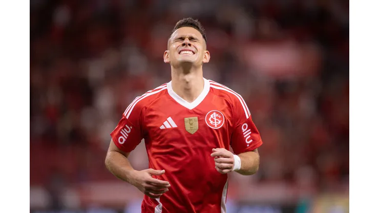 RS - PORTO ALEGRE - 21/01/2026 - GAUCHO 2026, INTERNACIONAL X INTERNACIONAL-SM - Rafael Borre jogador do Internacional lamenta durante partida contra o [EQUIPE 2] no estadio Beira-Rio pelo campeonato Gaucho 2026. Foto: Maxi Franzoi/AGIF