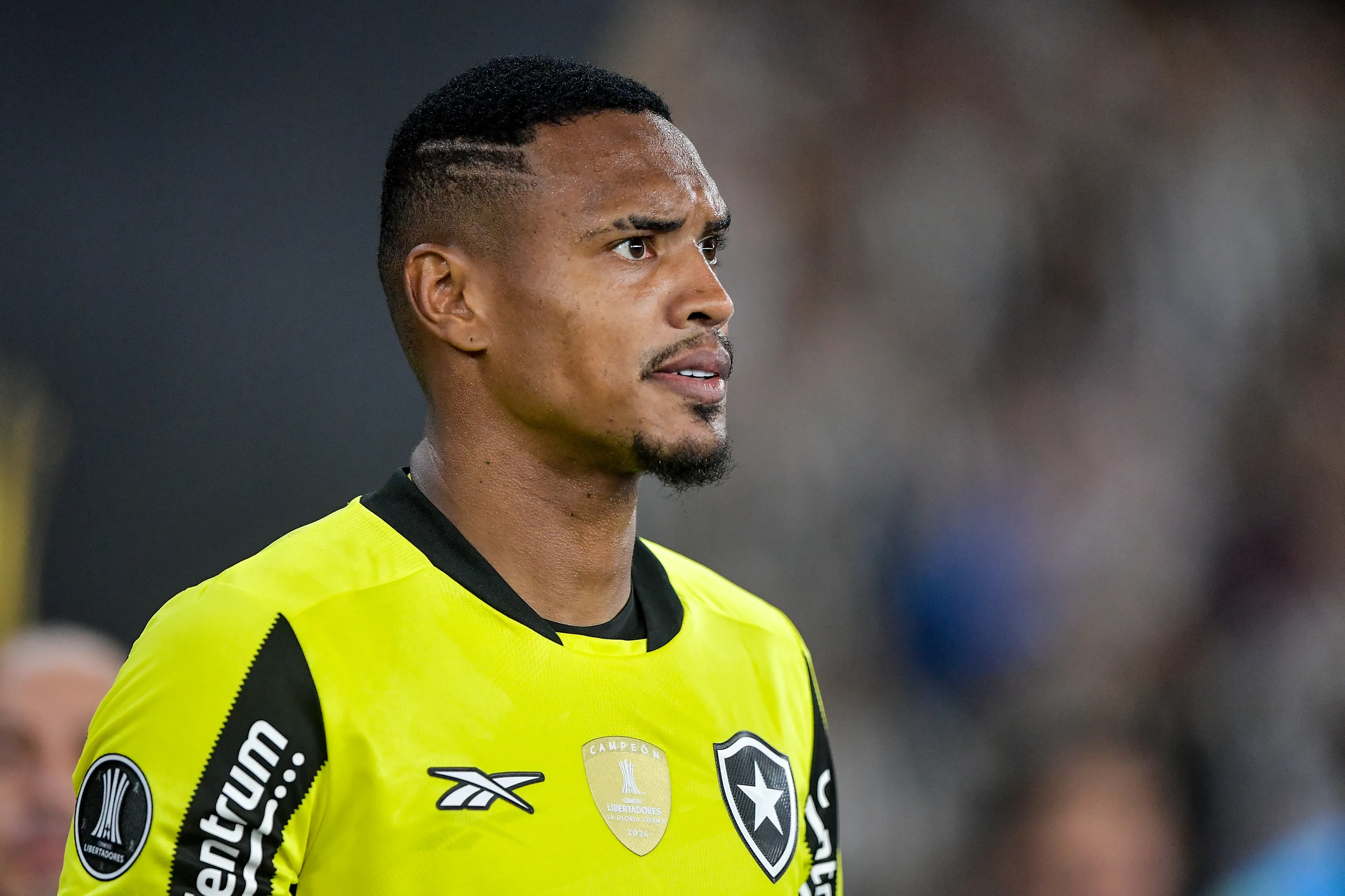 John goleiro do Botafogo durante partida contra o Universidad de Chile no estadio Engenhao pelo campeonato Copa Libertadores 2025. Foto: Thiago Ribeiro/AGIF