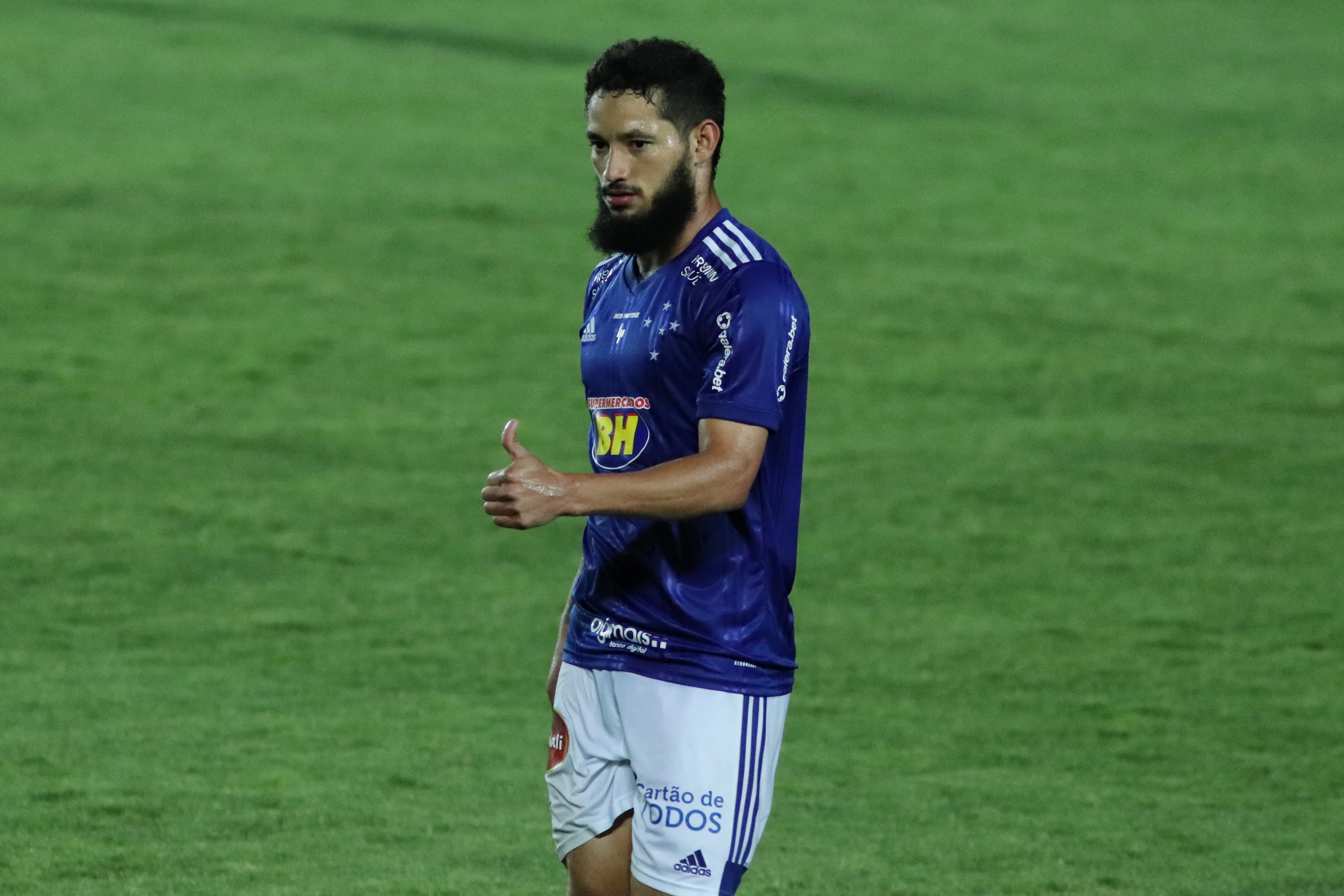 PR – Ponta Grossa – 20/10/2020 – BRASILEIRO B 2020, OPERARIO X CRUZEIRO – Arthur Caique jogador do Cruzeiro comemora seu gol durante partida contra o Operario no estadio Germano Kruger pelo campeonato Brasileiro B 2020. Foto: Joao Vitor Rezende Borba/AGIF