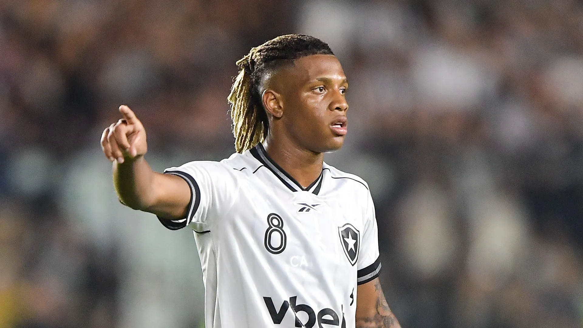 Danilo. Foto: Thiago Ribeiro/AGIF