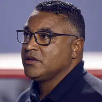 Denílson, ex-São Paulo, pede paciência com Roger Machado