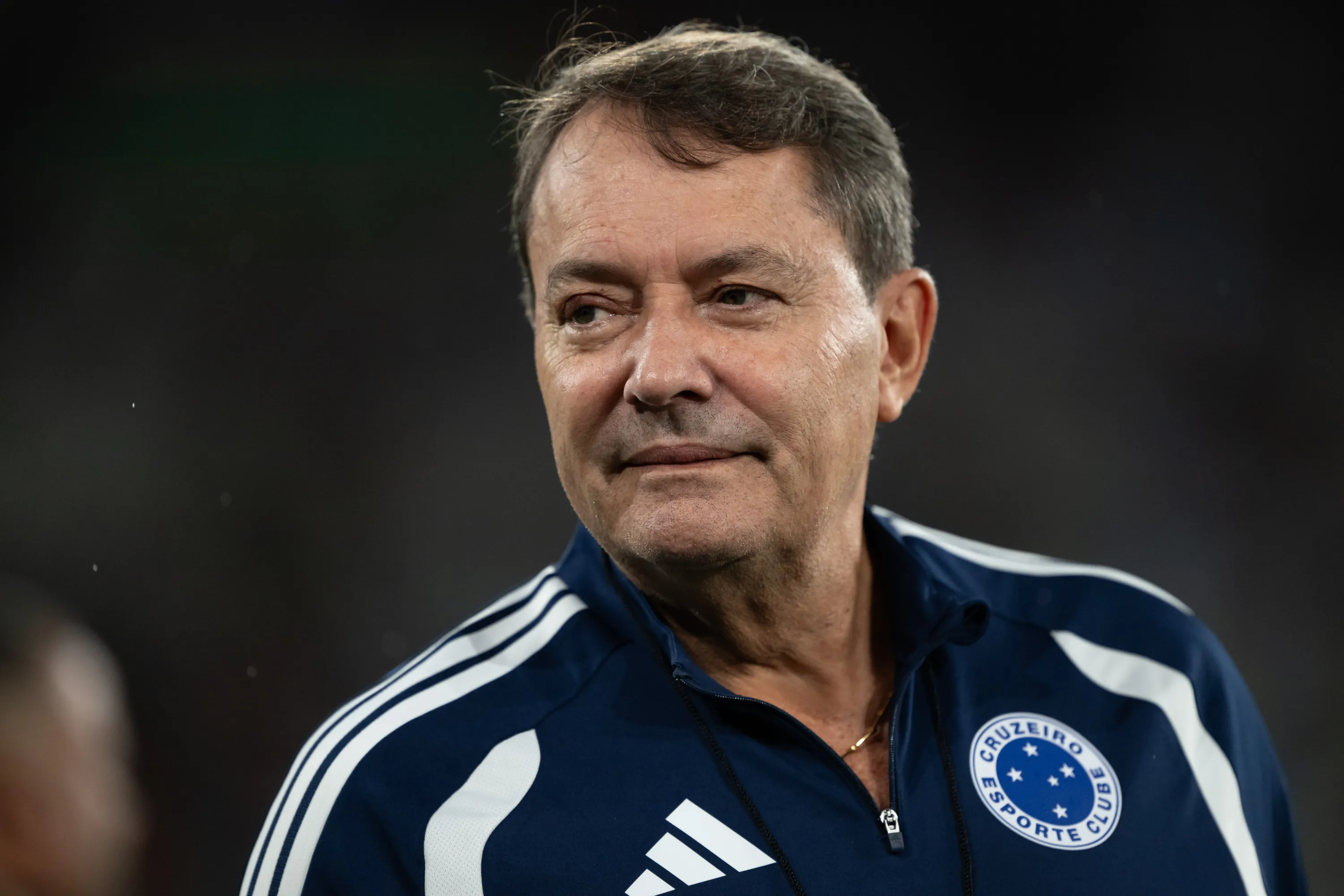 Pedro Lourenco dono da saf do Cruzeiro durante partida contra o Flamengo no estadio Maracana pelo campeonato Brasileiro A 2026.  Foto: Jorge Rodrigues/AGIF