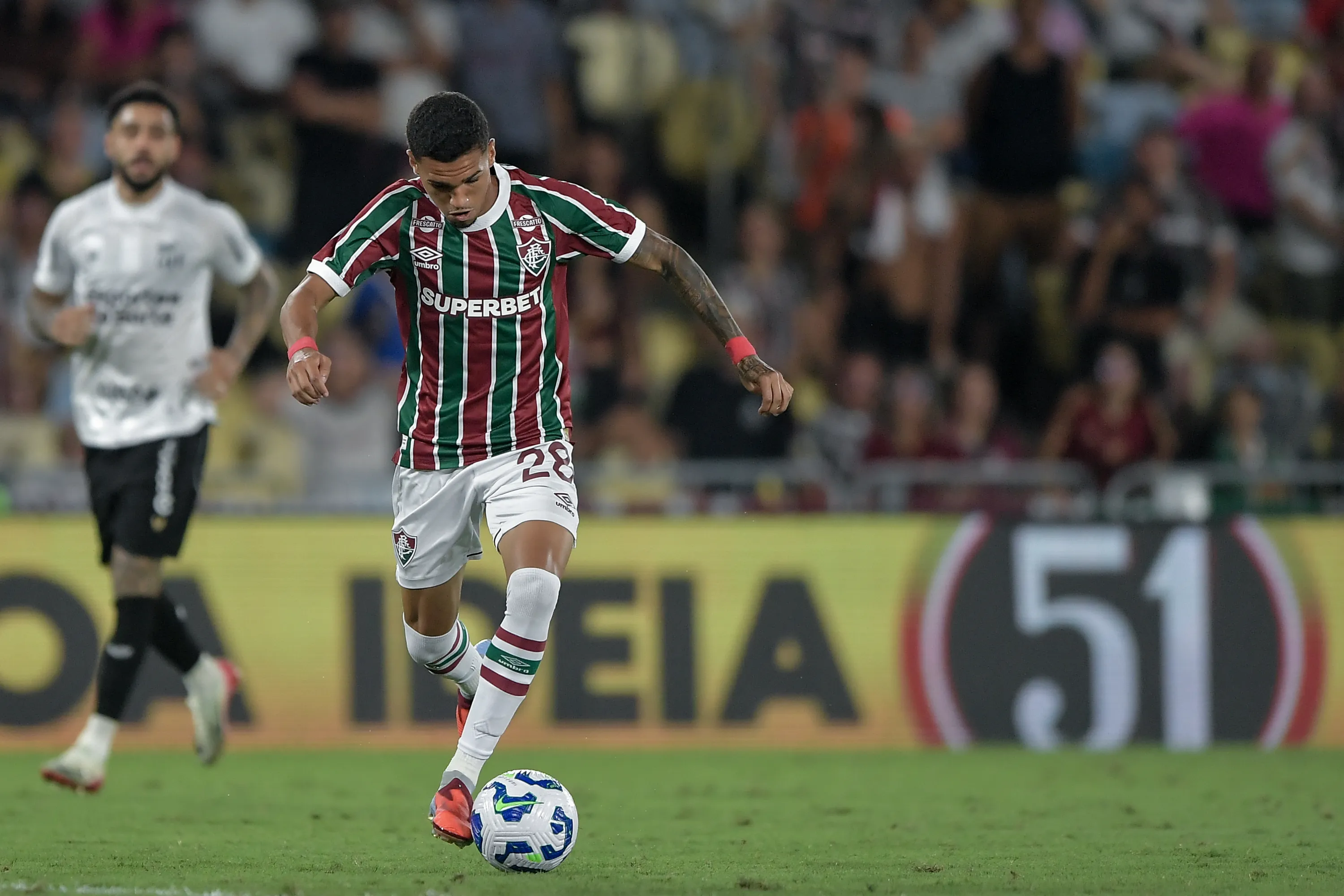RJ – RIO DE JANEIRO – 29/10/2025 – BRASILEIRO A 2025, FLUMINENSE X CEARA – Riquelme Felipe jogador do Fluminense durante partida contra o Ceara no estadio Maracana pelo campeonato Brasileiro A 2025. Foto: Thiago Ribeiro/AGIF