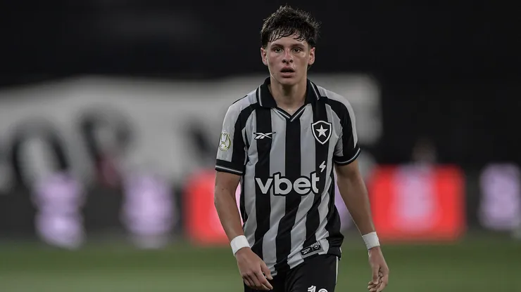 Montoro ganha elogios de Franclim Carvalho no Botafogo