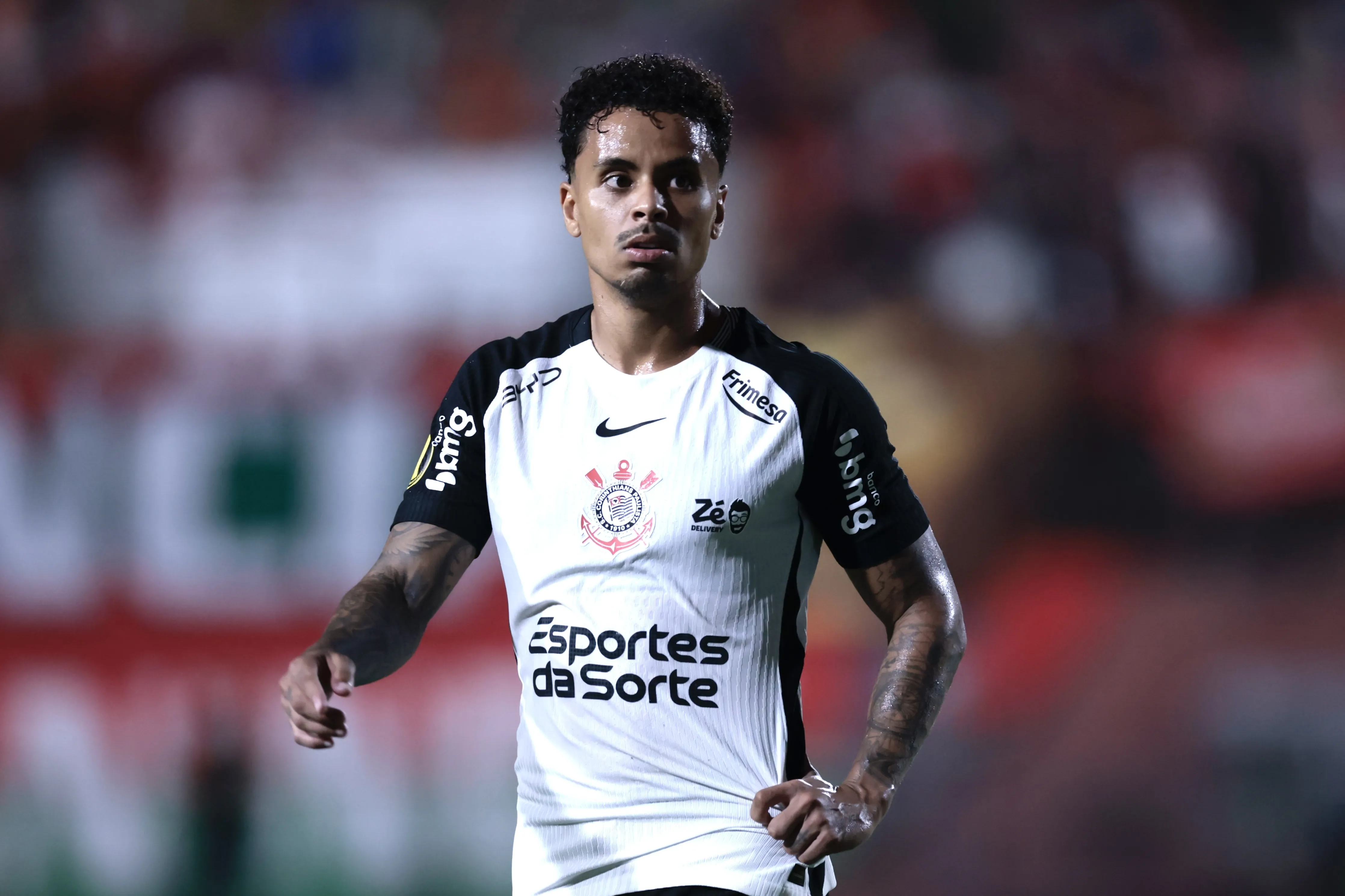 Allan jogador do Corinthians durante partida contra o Portuguesa Paulista no estadio Caninde pelo campeonato Paulista 2026. Foto: Marcello Zambrana/AGIF
