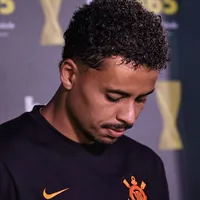 Allan é denunciado no STJD após expulsão no Corinthians