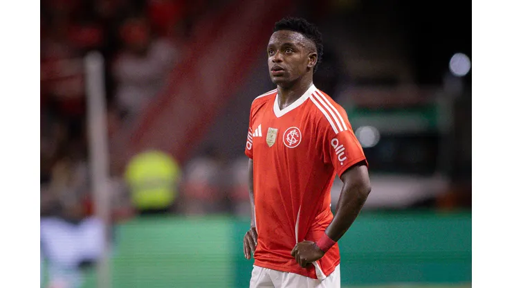 - Johan Carbonero jogador do Internacional durante partida contra o [EQUIPE 2] no estadio Beira-Rio pelo campeonato Gaucho 2026. Foto: Maxi Franzoi/AGIF