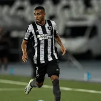 Botafogo e Vasco estão interessados em Victor Sá