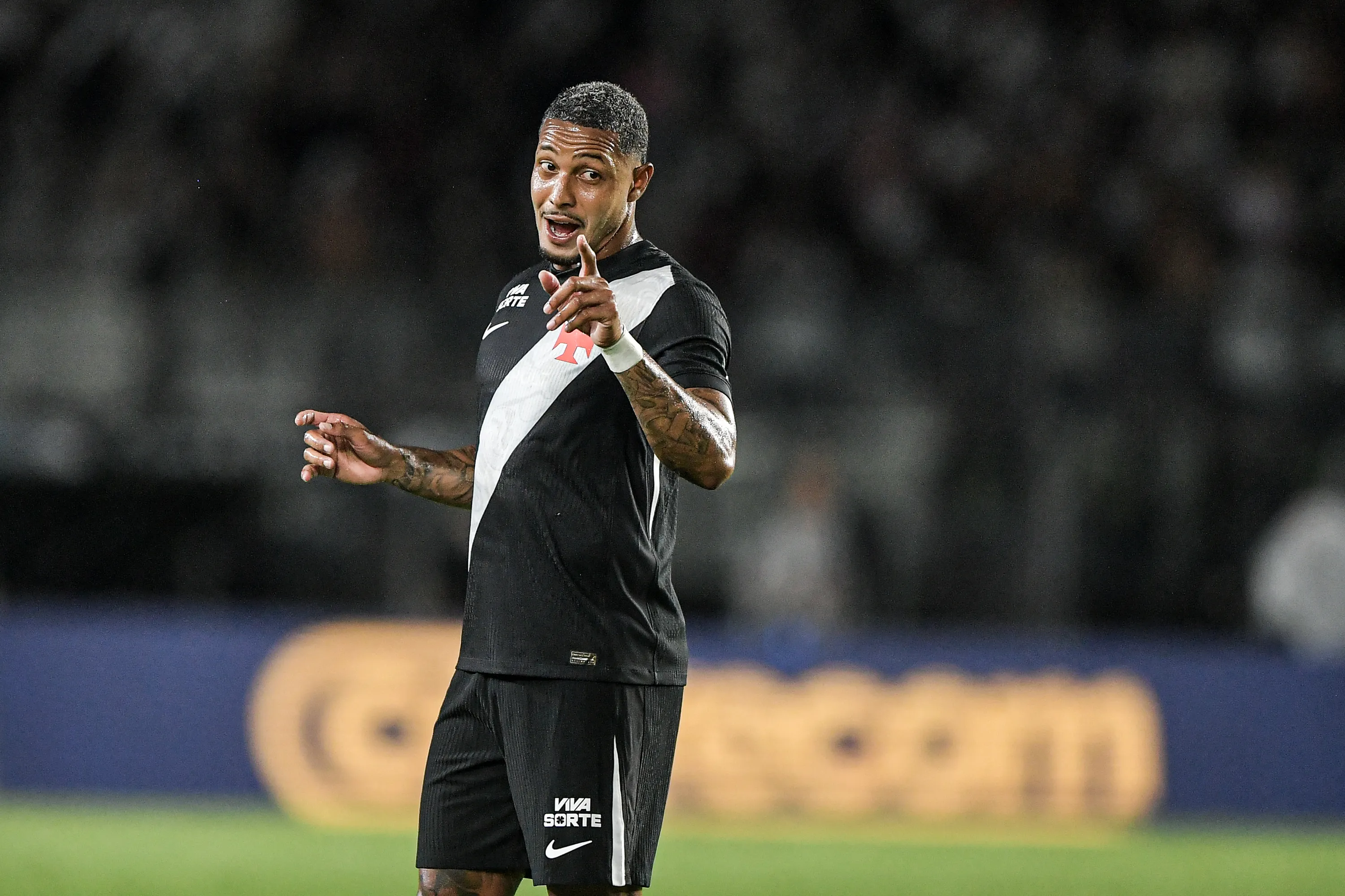 David jogador do Vasco durante partida contra o Chapecoense no estadio Sao Januario pelo campeonato Brasileiro A 2026. Foto: Thiago Ribeiro/AGIF