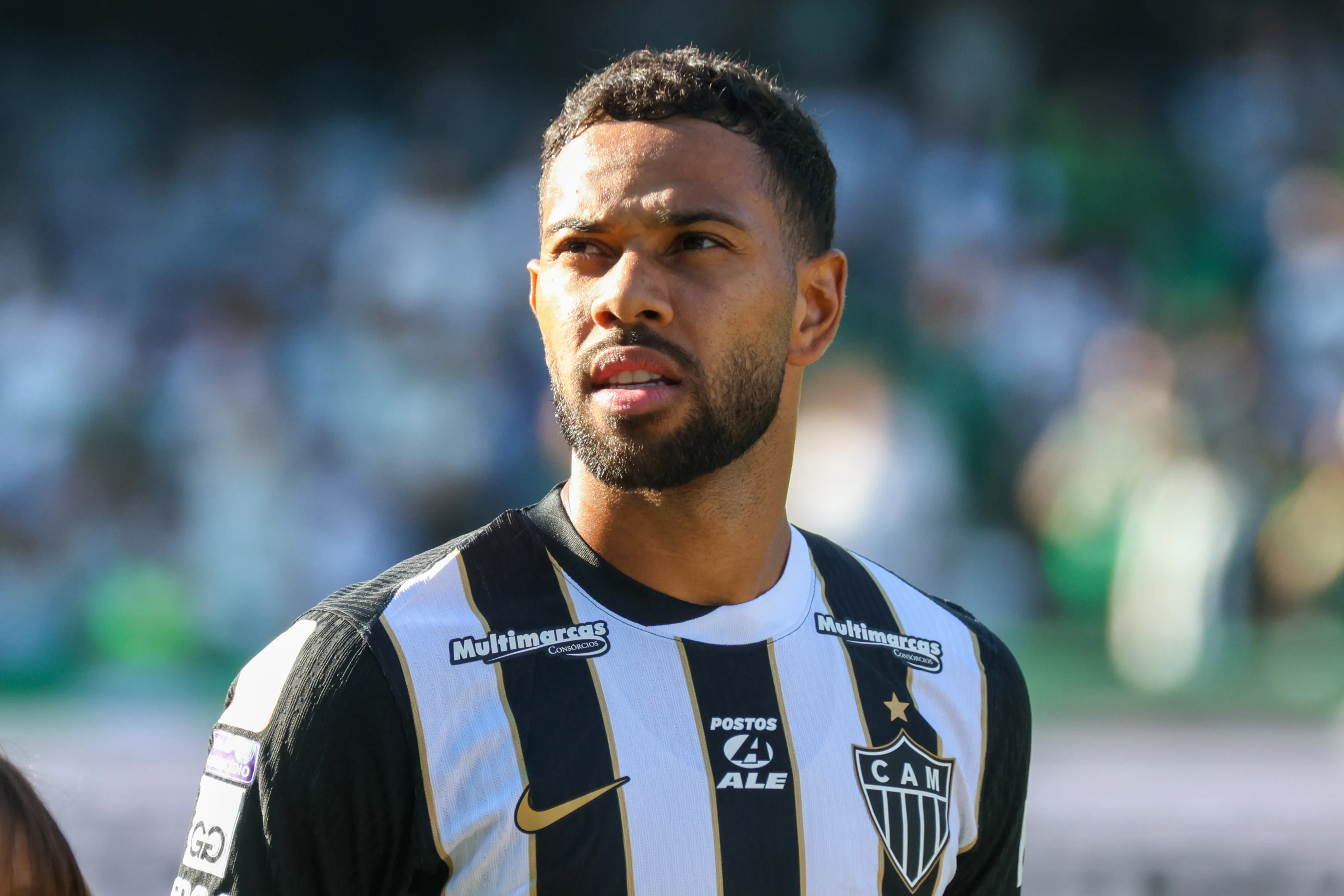 PR – CURITIBA – 19/04/2026 – BRASILEIRO A 2026, CORITIBA X ATLETICO-MG – Renan Lodi jogador do Atletico-MG durante partida contra o Coritiba no estadio Couto Pereira pelo campeonato Brasileiro A 2026. Foto: Robson Mafra/AGIF