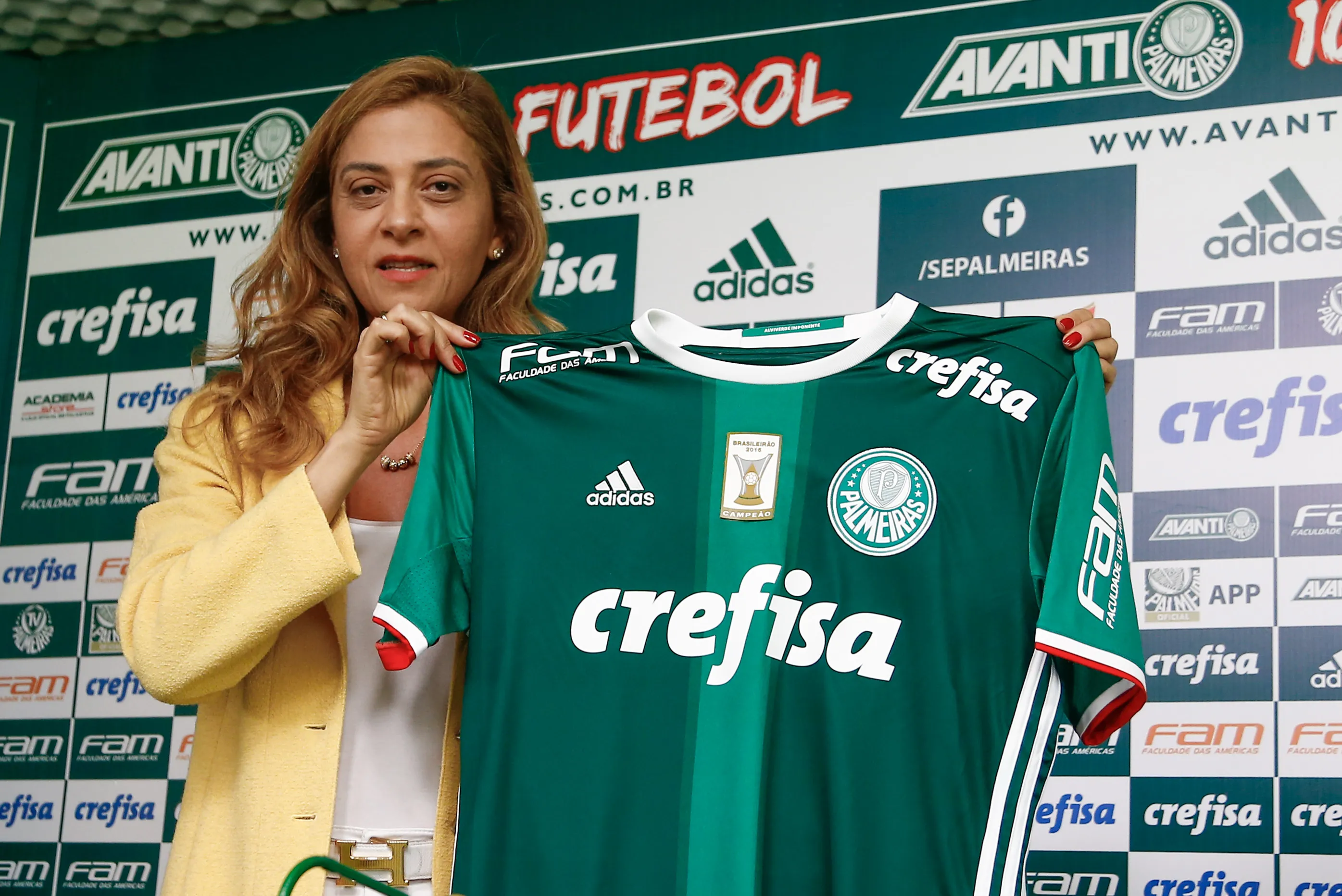 SAO PAULO – SP – 08/02/2017 – RENOVACAO DE PATROCINIO DO PALMEIRAS –  Leila Pereira Presidente da Crefisa durante renovacao de patrocinio da Crefisa com o Palmeiras no CT Academia de Futebol. Foto: Marcello Zambrana/AGIF