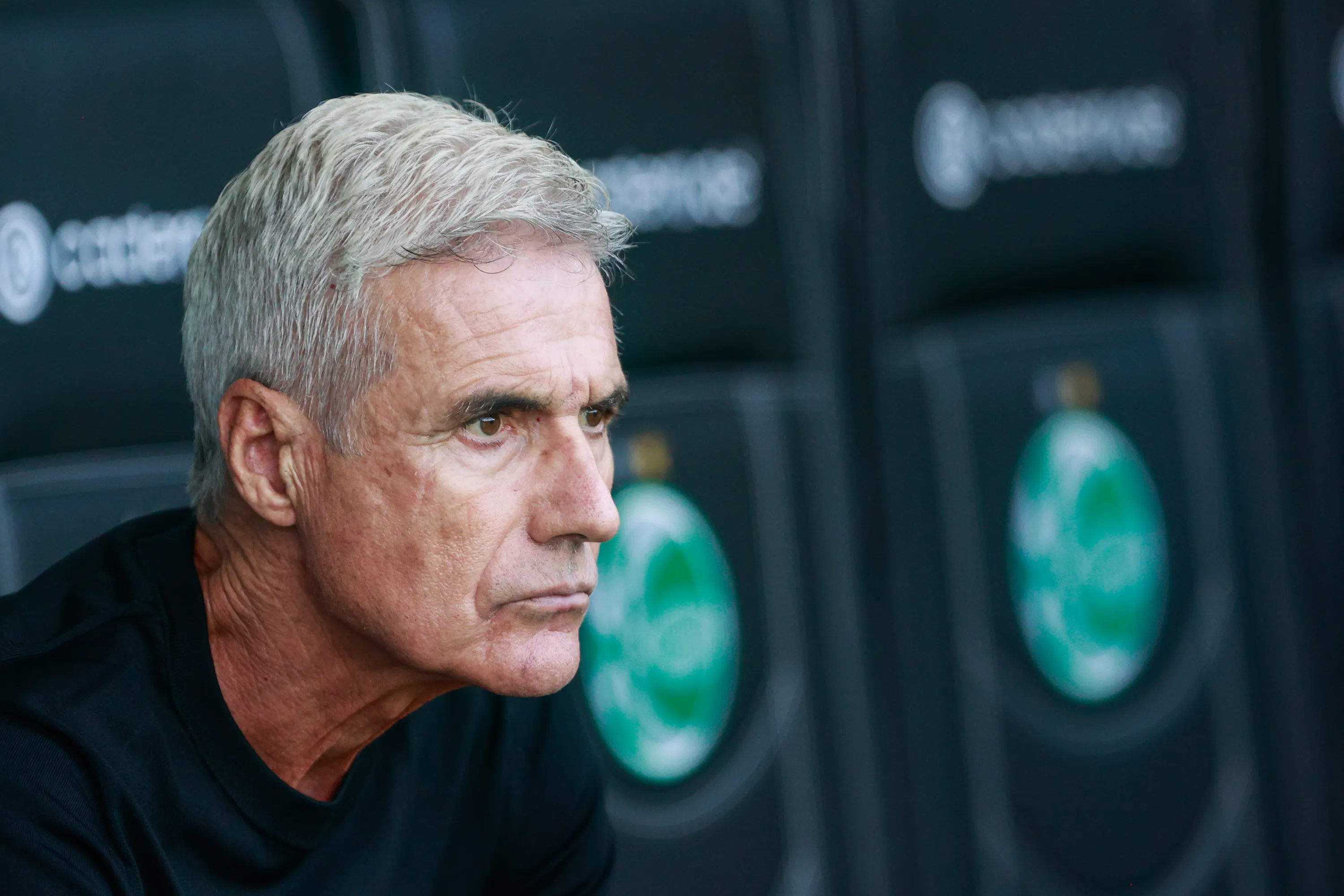 RS – CAXIAS DO SUL – 22/02/2026 – GAUCHO 2026, JUVENTUDE X GREMIO – Luis Castro tecnico do Gremio durante partida contra o Juventude no estadio Alfredo Jaconi pelo campeonato Gaucho 2026. Foto: Luiz Erbes/AGIF