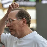 SAF do Botafogo se posiciona sobre situação de John Textor